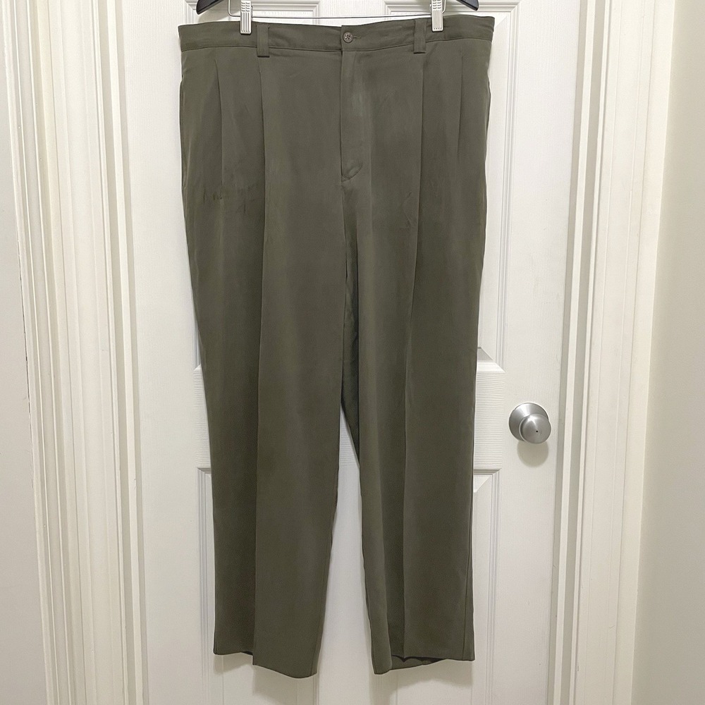 Tommy Bahama Men's 100% Silk Pants Relaxed Fit Pleated Olive Green Size 40X29